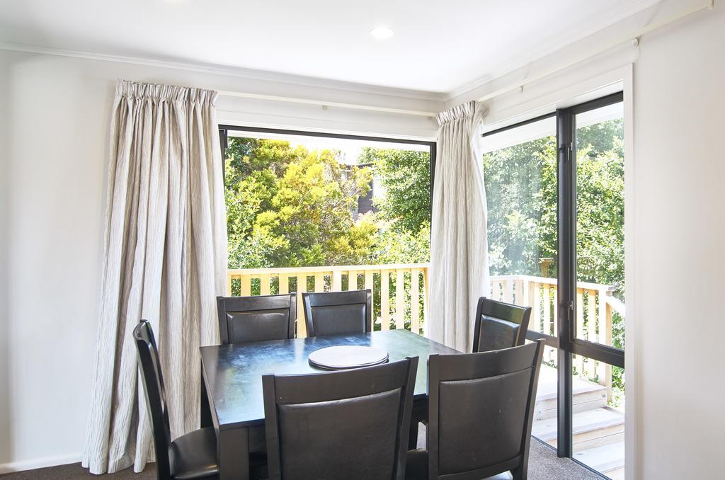 Brookside Villa - Christchurch Holiday Homes 외부 사진